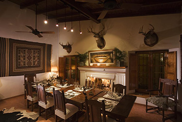 Los Chanares Lodge - Dining Area