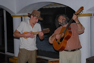 Los Chanares Lodge - Relaxing and Singing